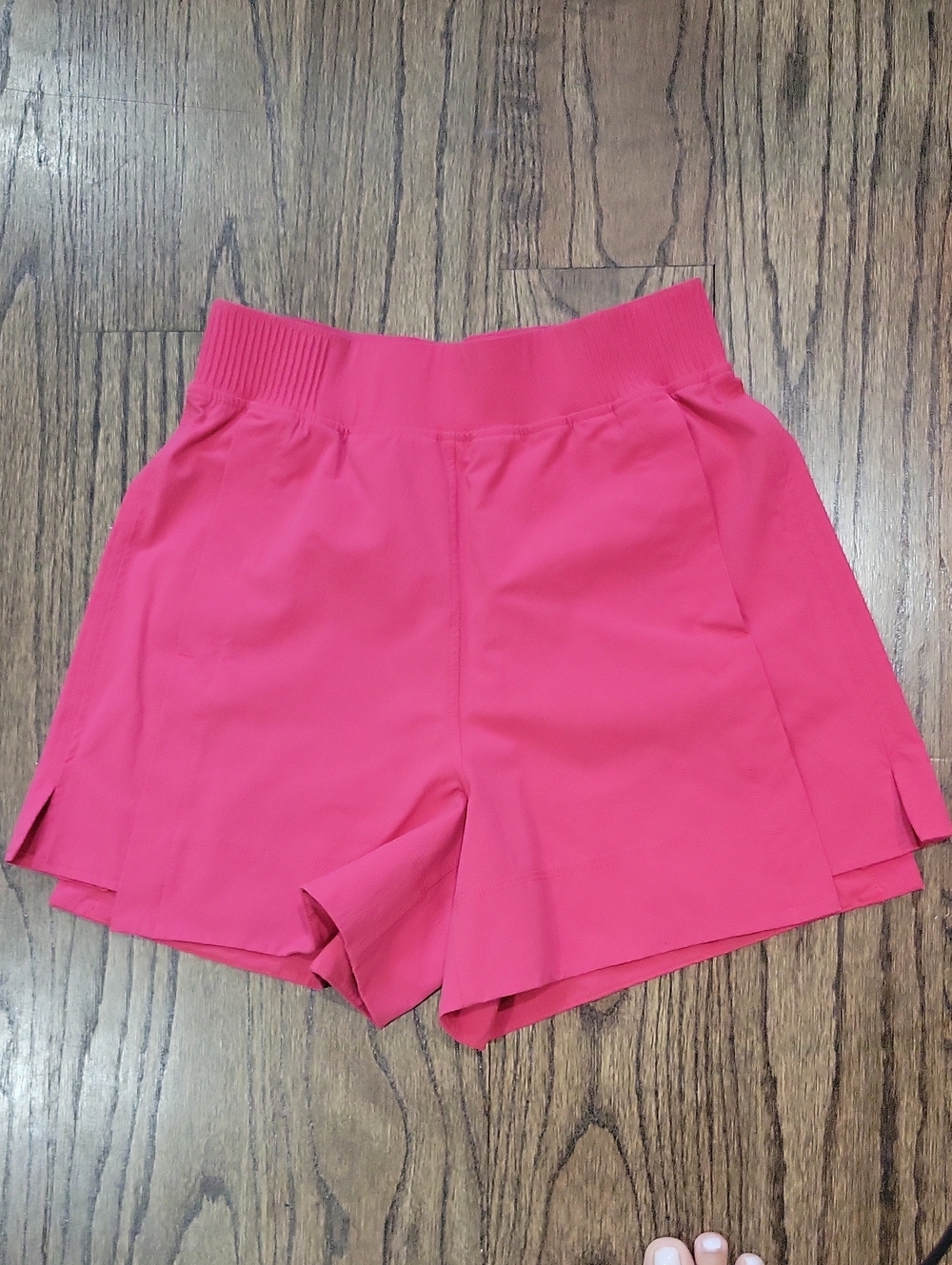 LULULEMON Women's Pink Pull-On Shorts